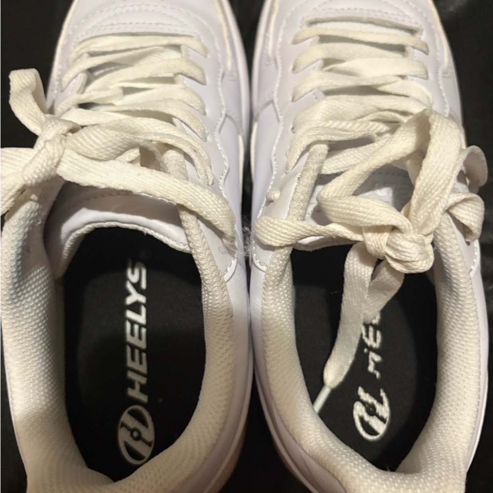 heelys - Picture 2 of 5